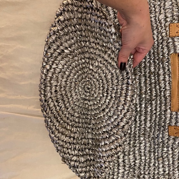 Beautifully Hand crafted Silver Tote from Bali - Picture 5 of 8